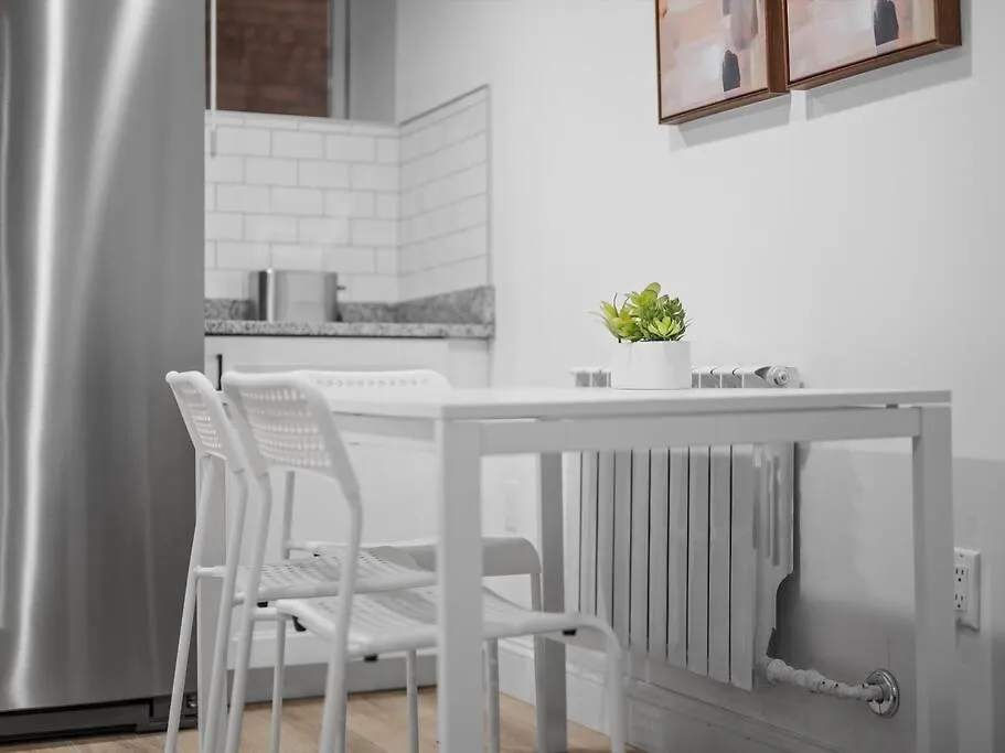 Apartment Shadyside, Pittsburgh, Modern And Quiet 1 Bedroom Unit1 With Free Parking